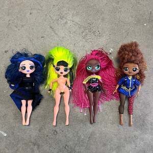 L.O.L. Surprise! O.M.G. Fashion Doll Lot of 4 with Accessories